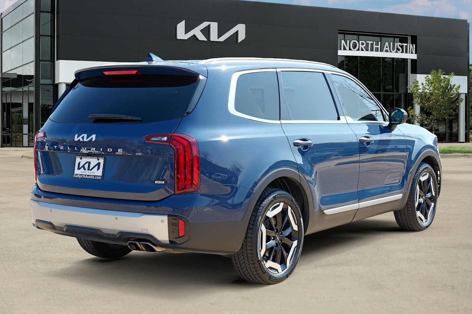 Thumbnail: 2023 Kia Telluride - 5
