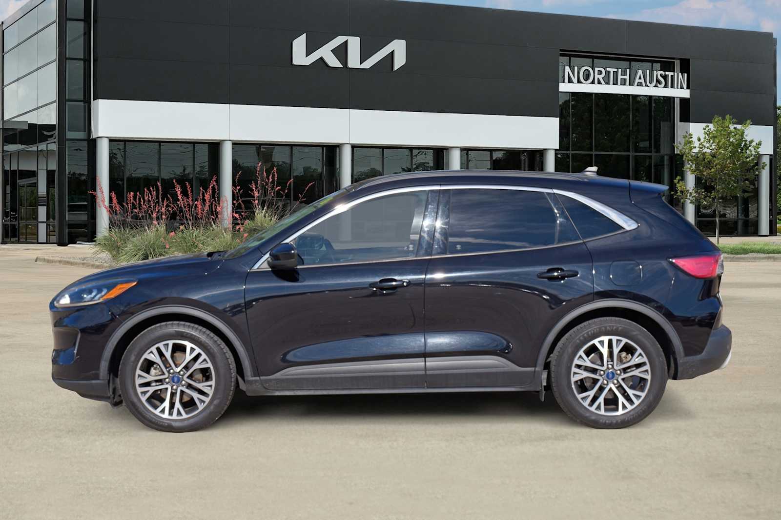 Thumbnail: 2020 Ford Escape - 4