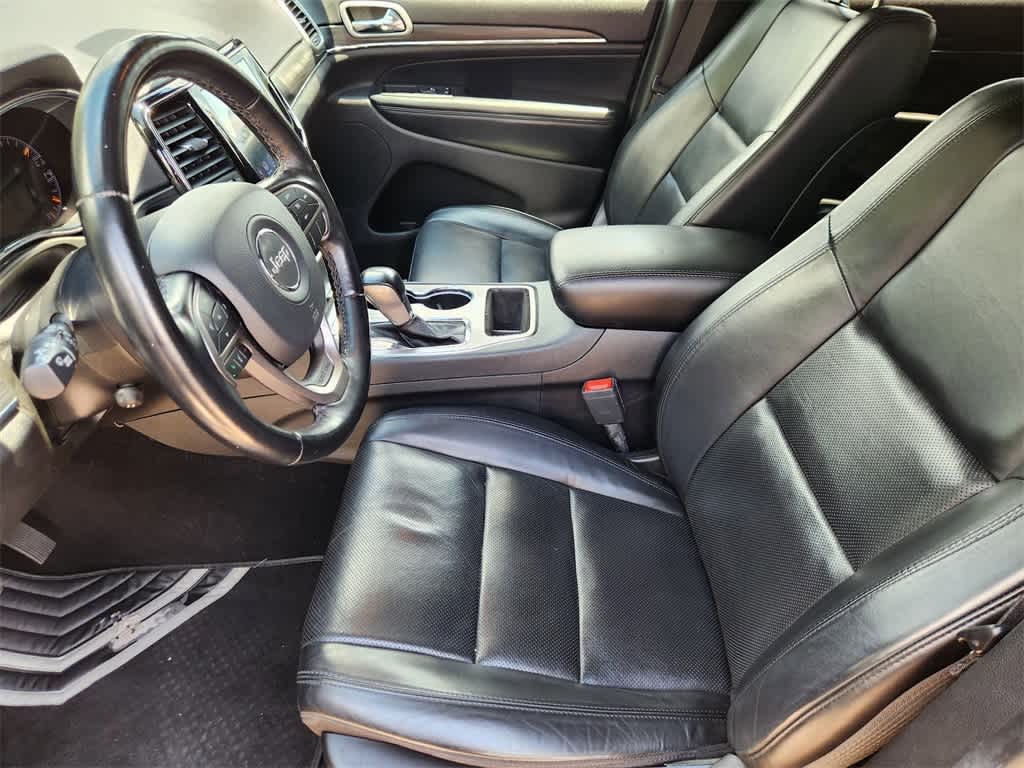 Thumbnail: 2020 Jeep Grand Cherokee - 12