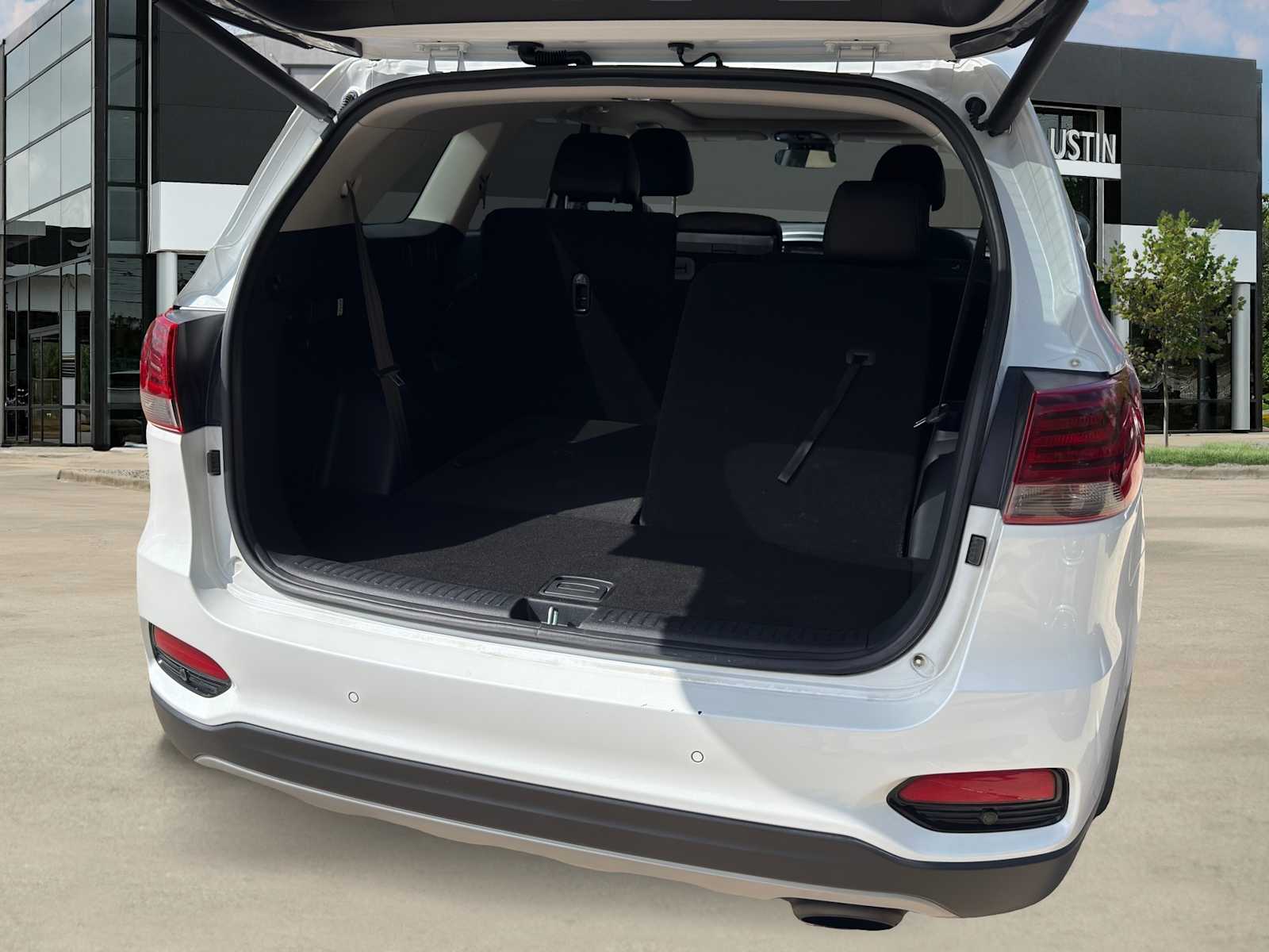 Thumbnail: 2020 Kia Sorento - 8