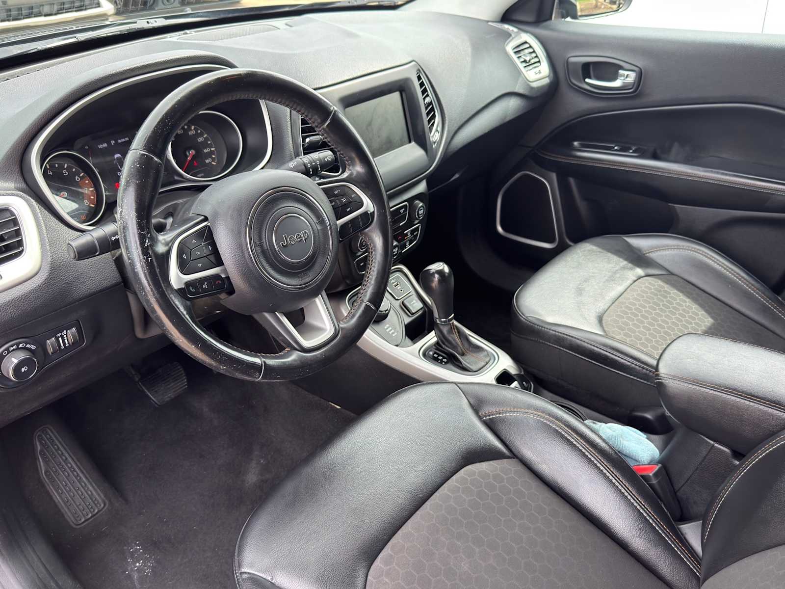 Thumbnail: 2019 Jeep Compass - 11