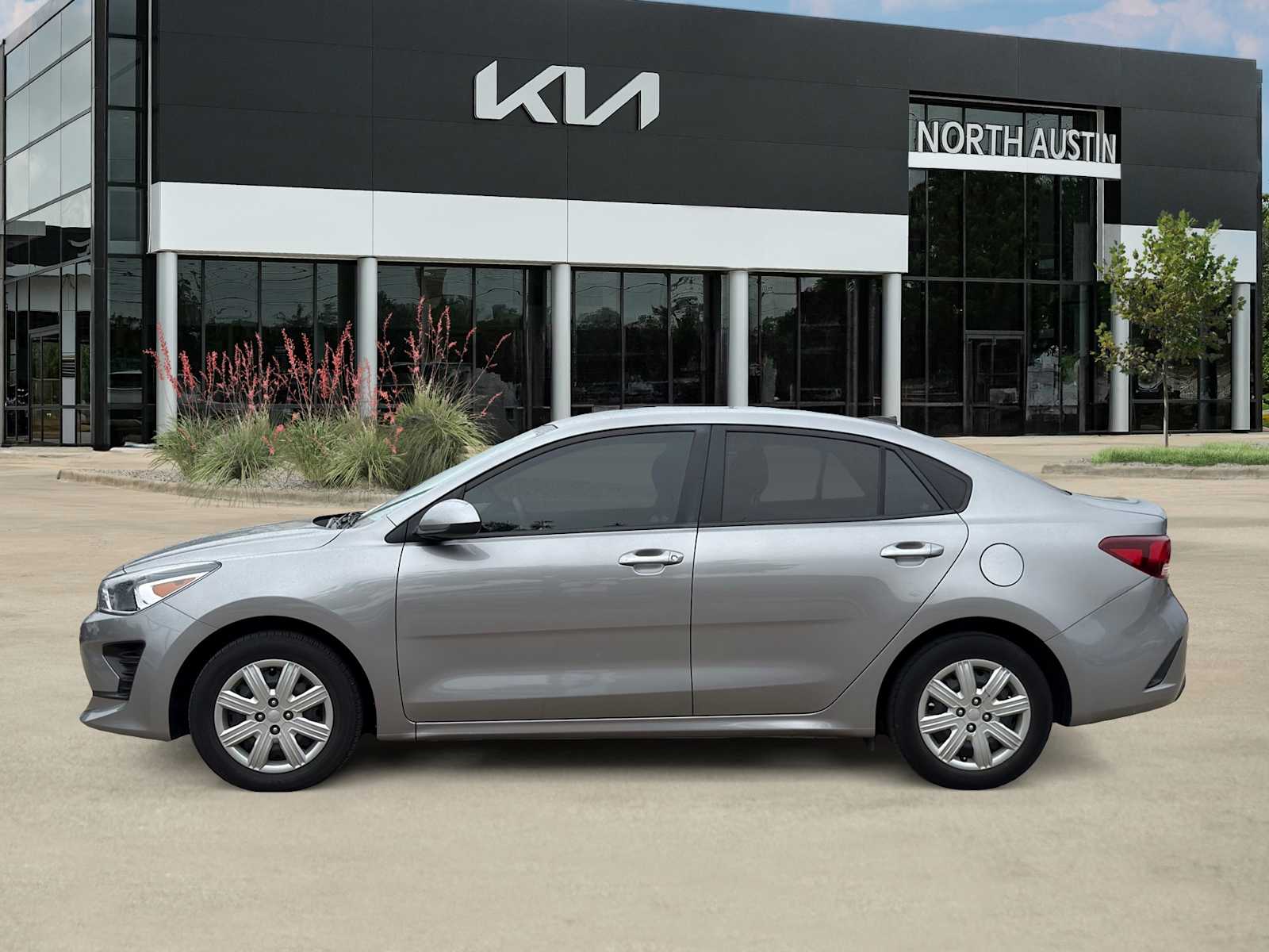 Thumbnail: 2023 Kia Rio - 6