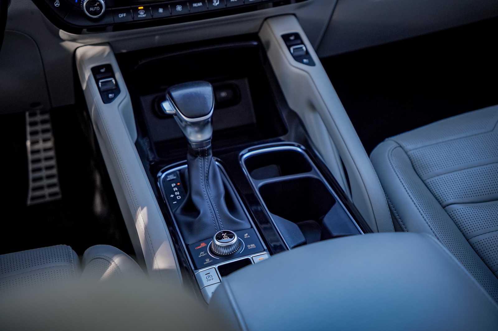 Thumbnail: 2022 Kia Telluride - 29