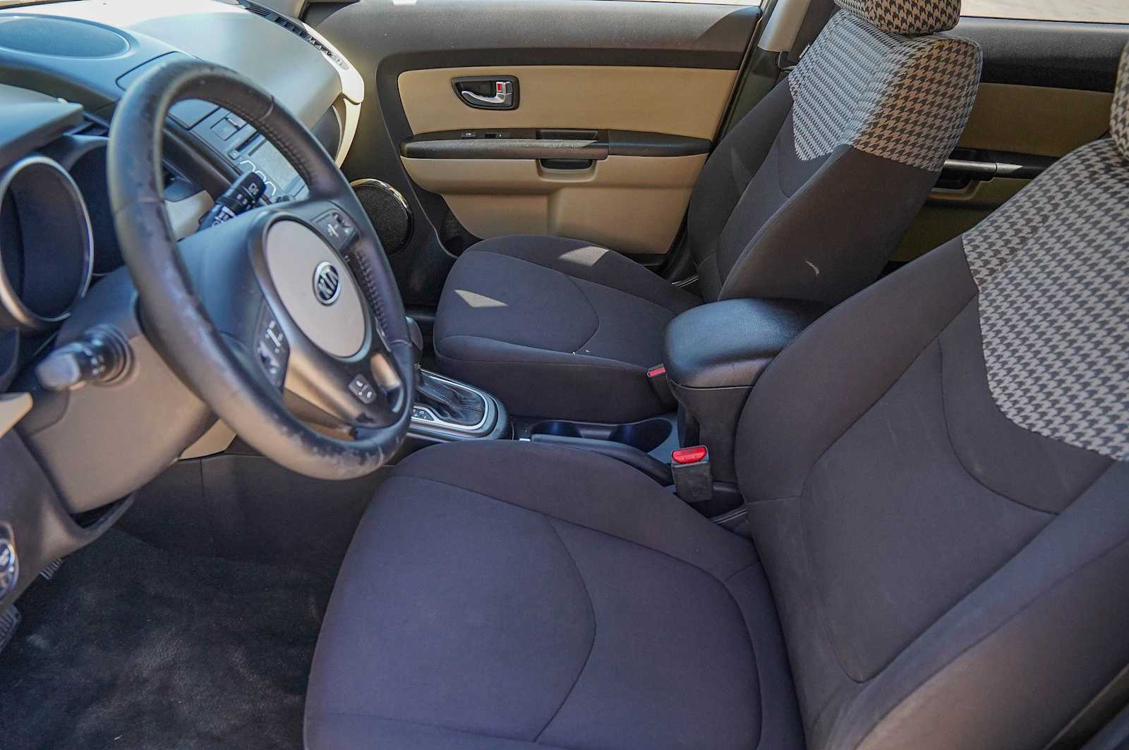 Thumbnail: 2012 Kia Soul - 10