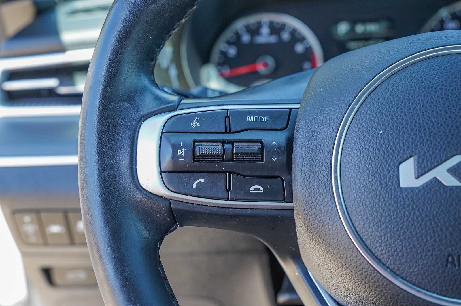 Thumbnail: 2023 Kia K5 - 14