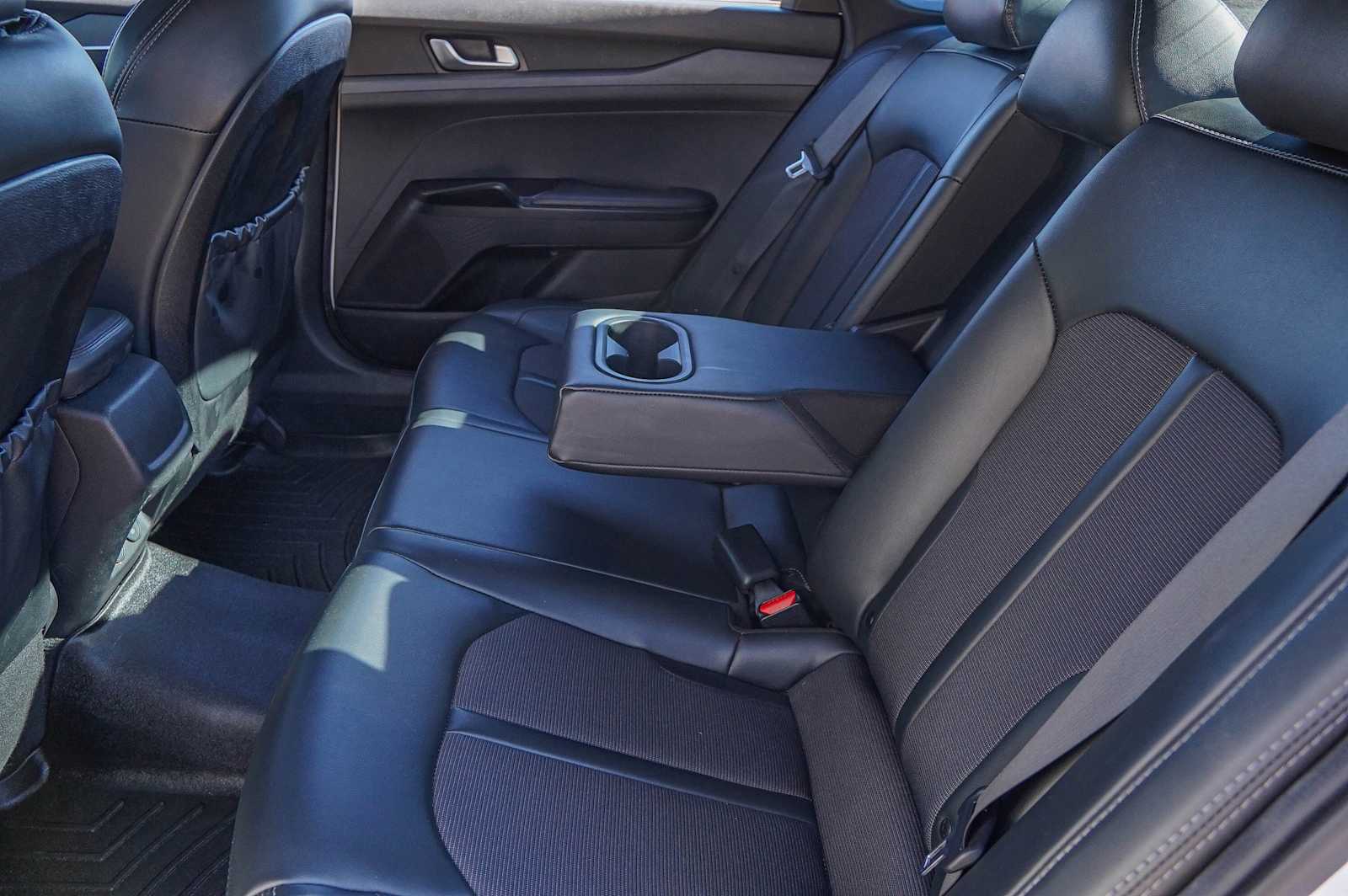 Thumbnail: 2022 Kia K5 - 29