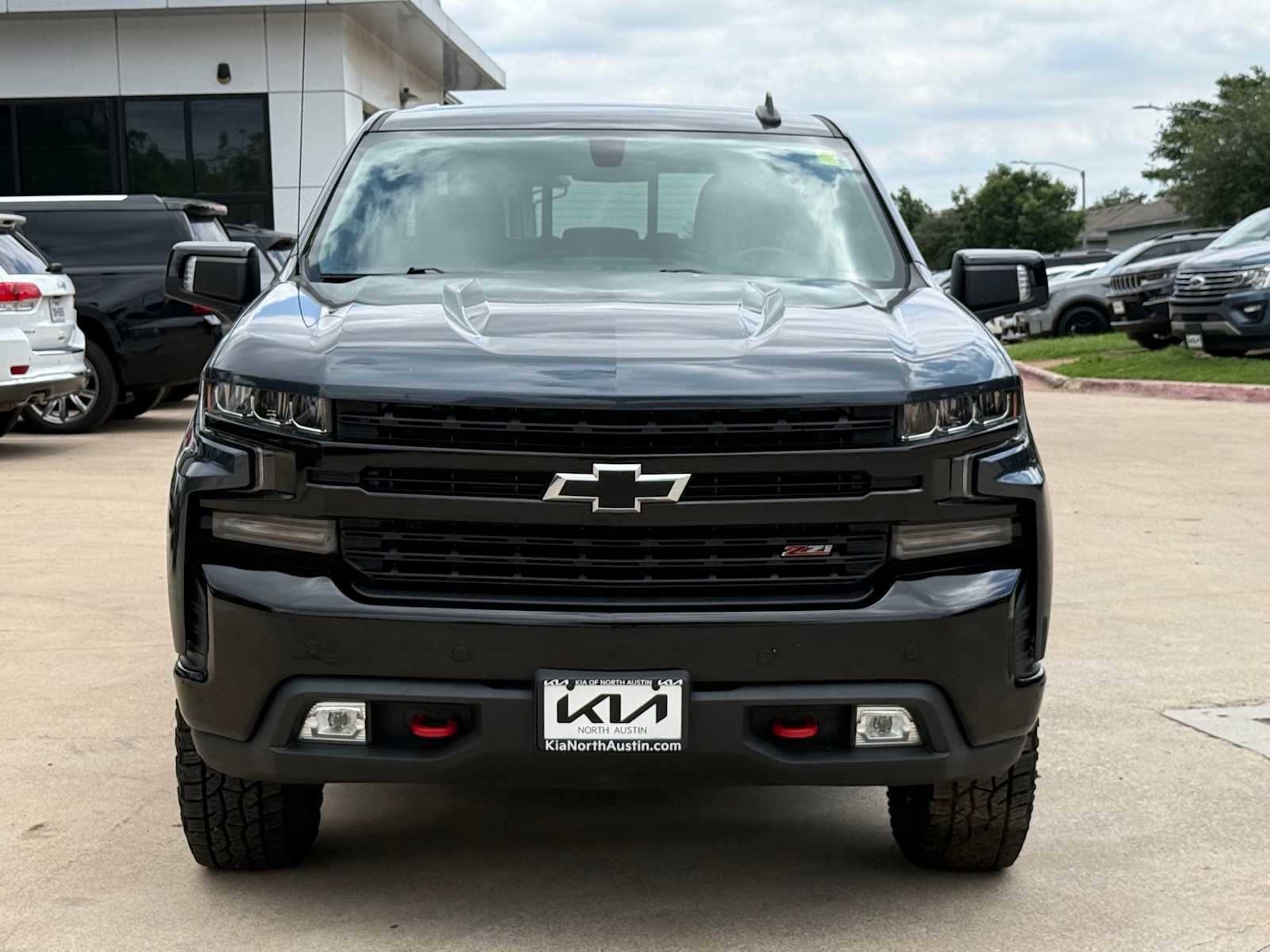 Thumbnail: 2020 Chevrolet Silverado 1500 - 4