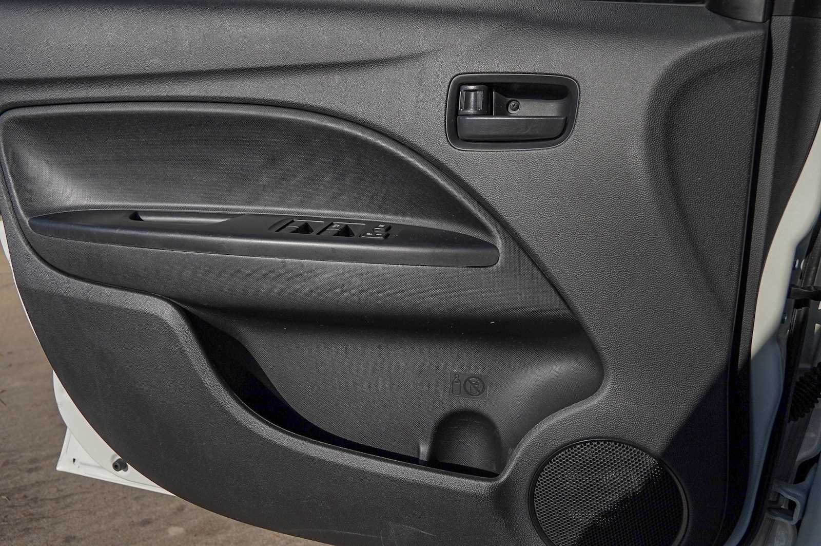 Thumbnail: 2018 Mitsubishi Mirage - 21