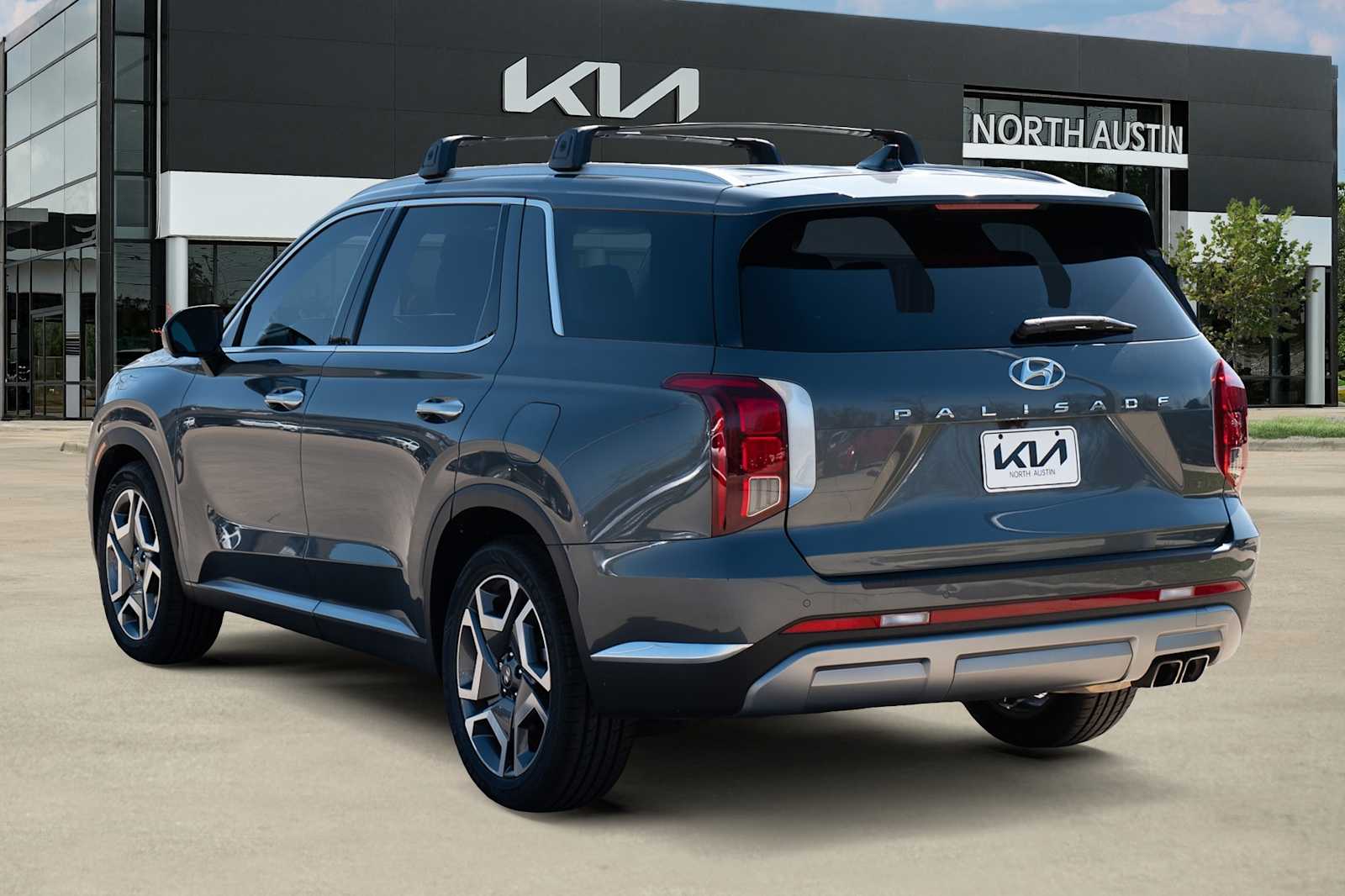 Thumbnail: 2023 Hyundai Palisade - 5