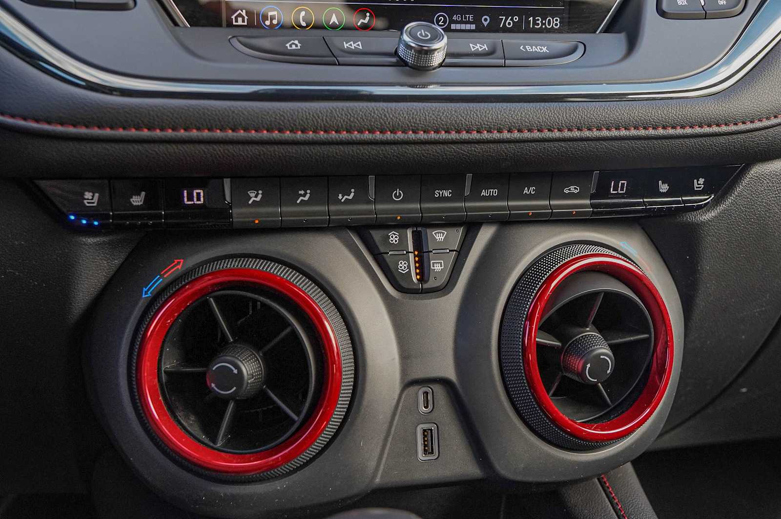 Thumbnail: 2022 Chevrolet Blazer - 19