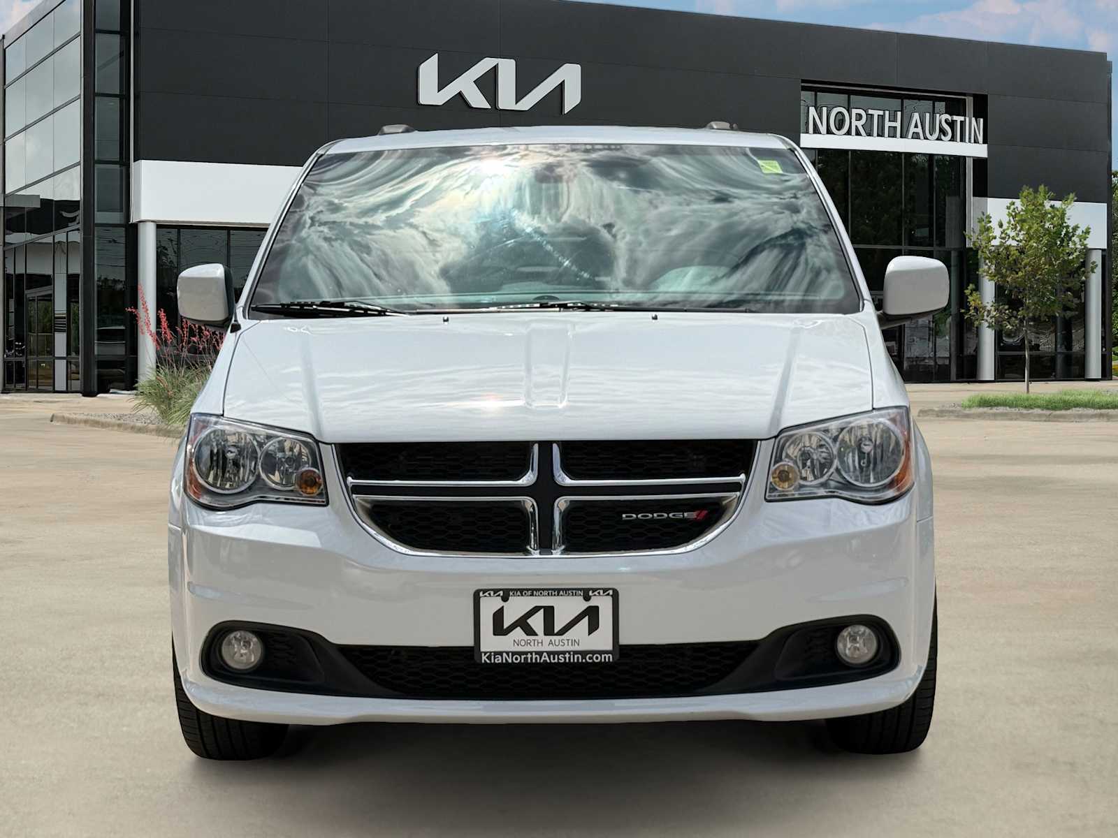 Thumbnail: 2019 Dodge Grand Caravan - 4