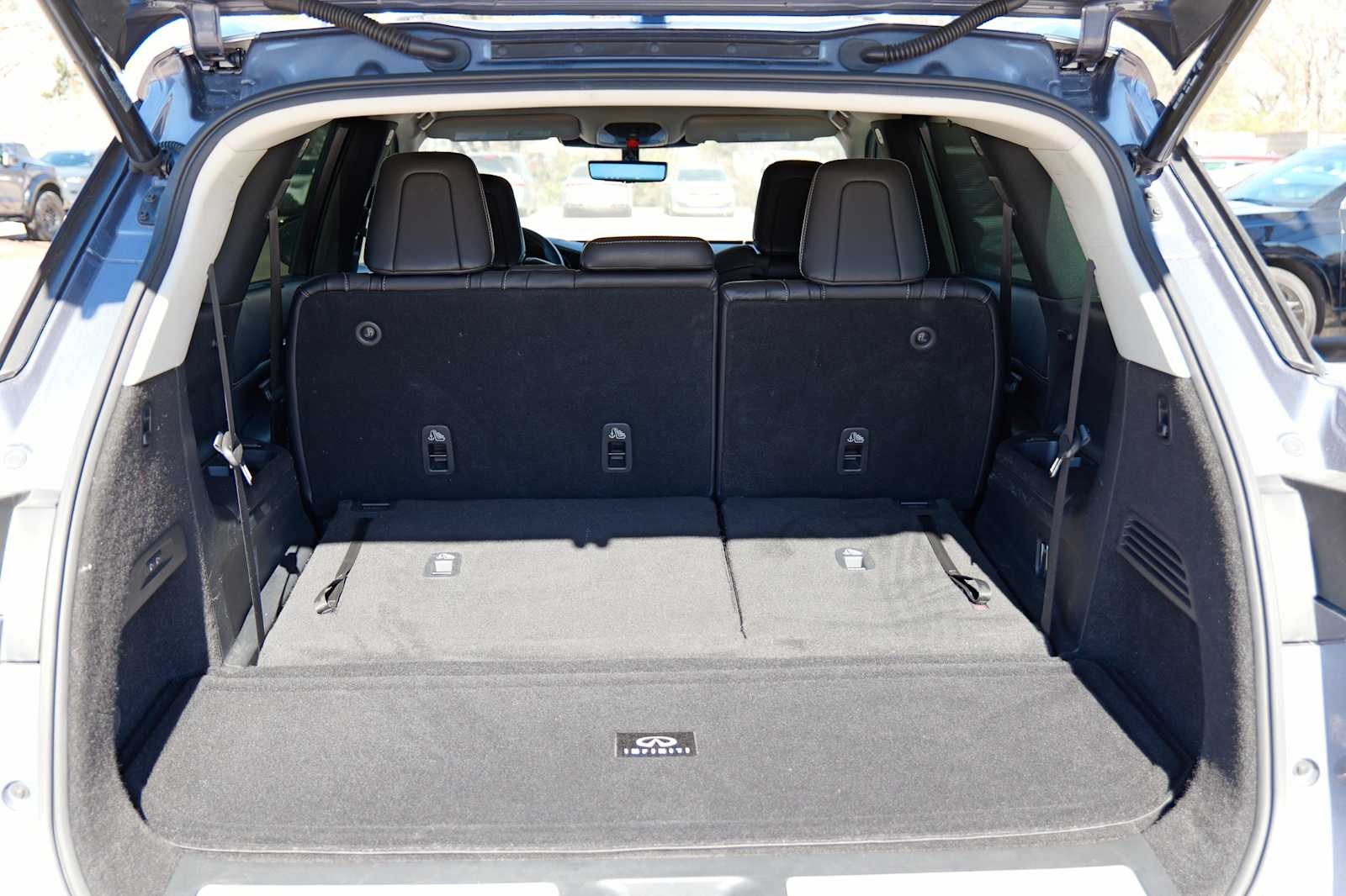 Thumbnail: 2023 INFINITI QX60 - 29