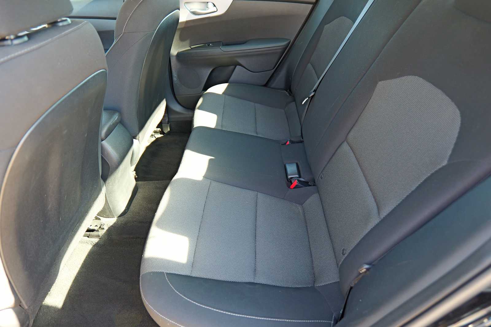 Thumbnail: 2024 Kia Forte - 24