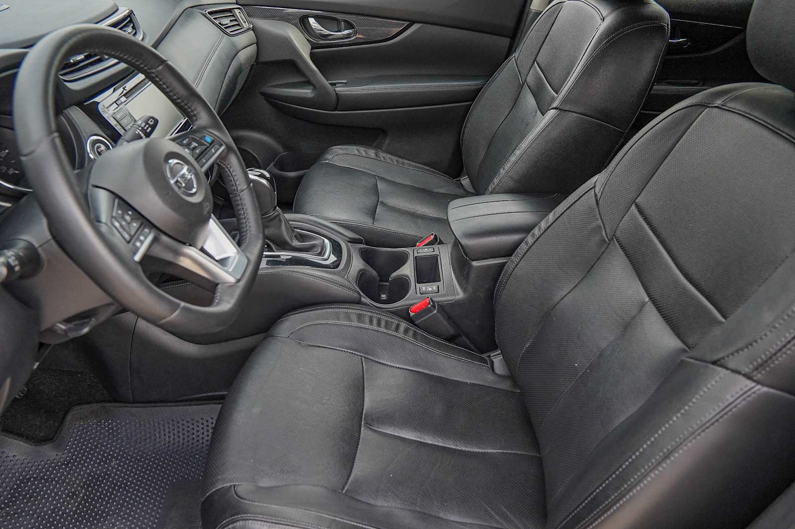 Thumbnail: 2019 Nissan Rogue - 10