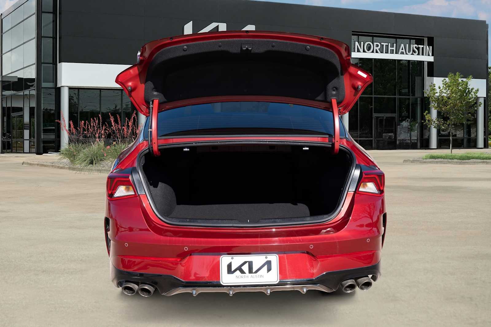 Thumbnail: 2023 Kia K5 - 29