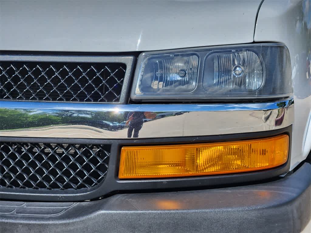 Thumbnail: 2019 Chevrolet Express - 7