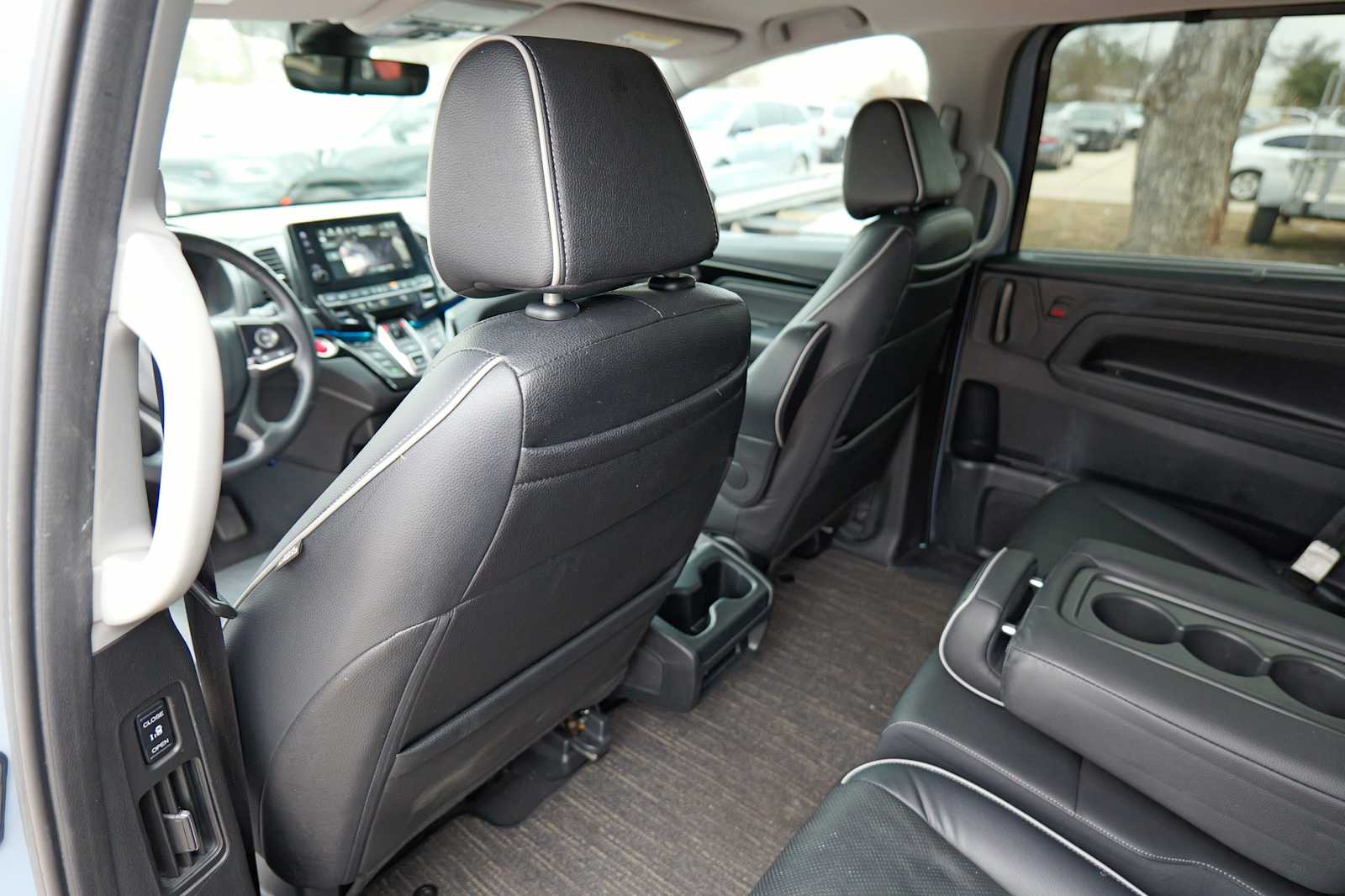 Thumbnail: 2023 Honda Odyssey - 23