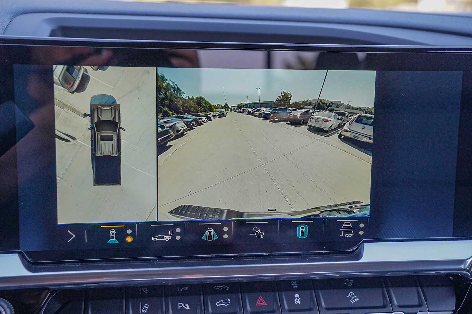 Thumbnail: 2024 Chevrolet Silverado 2500 - 16