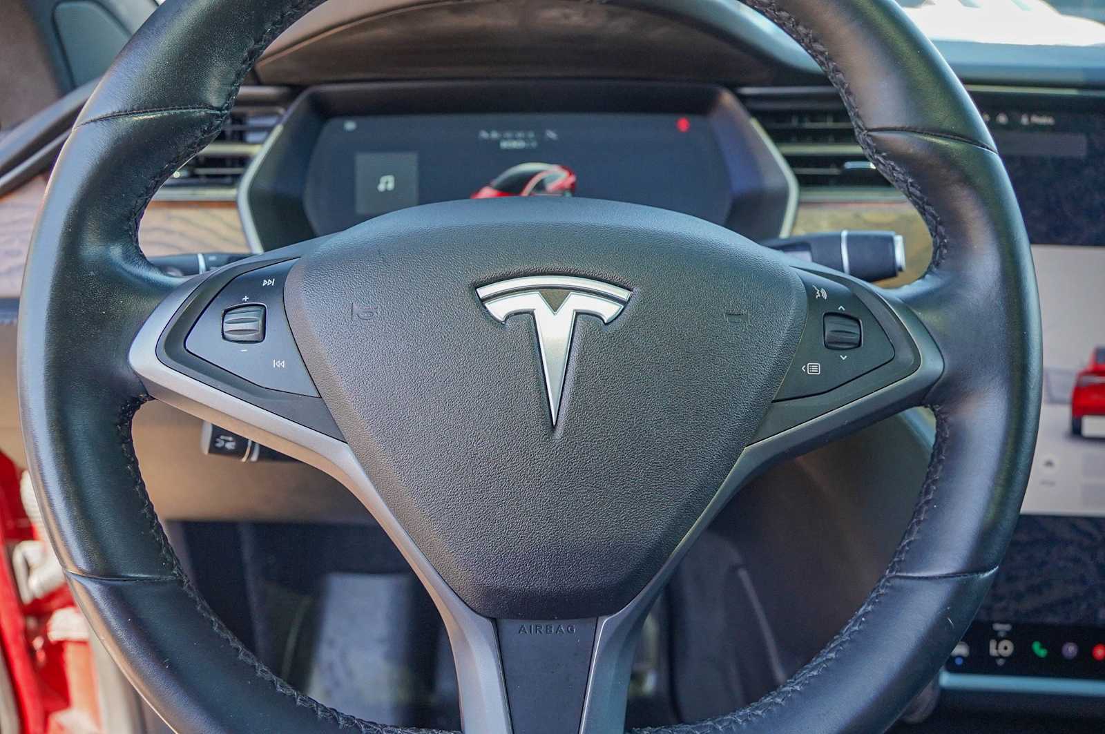 Thumbnail: 2018 Tesla Model X - 12