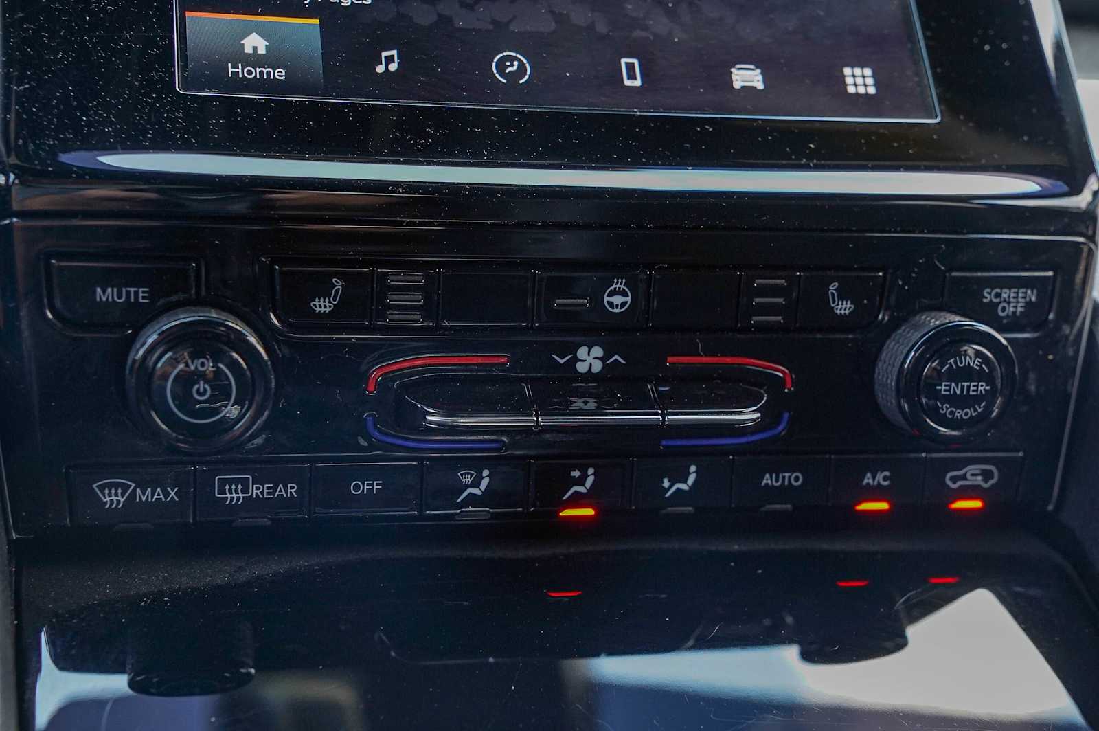 Thumbnail: 2022 Jeep Grand Cherokee - 19