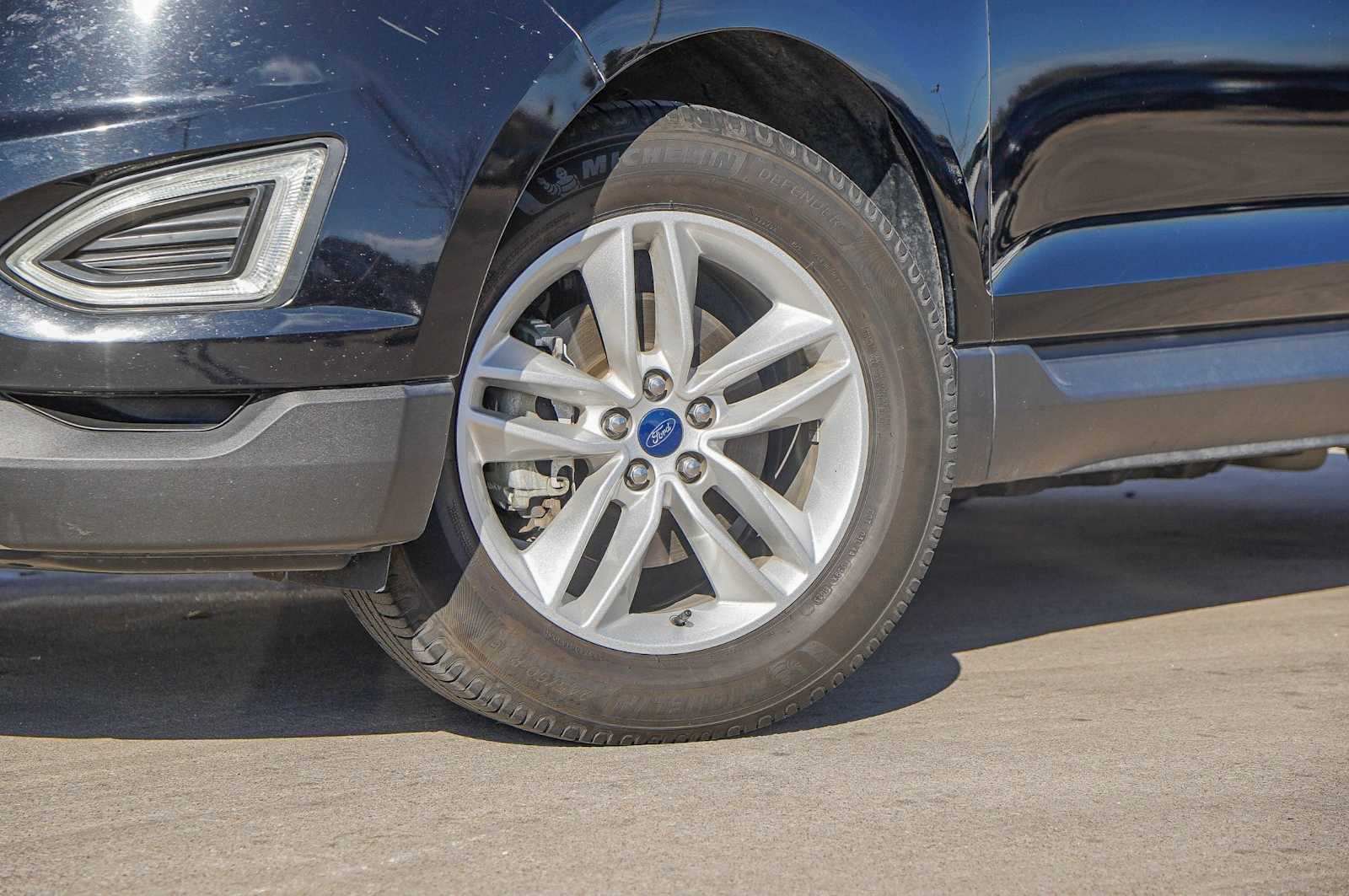 Thumbnail: 2017 Ford Edge - 2