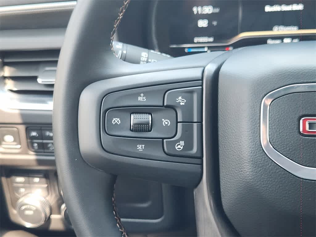 2024 GMC Yukon AT4 28