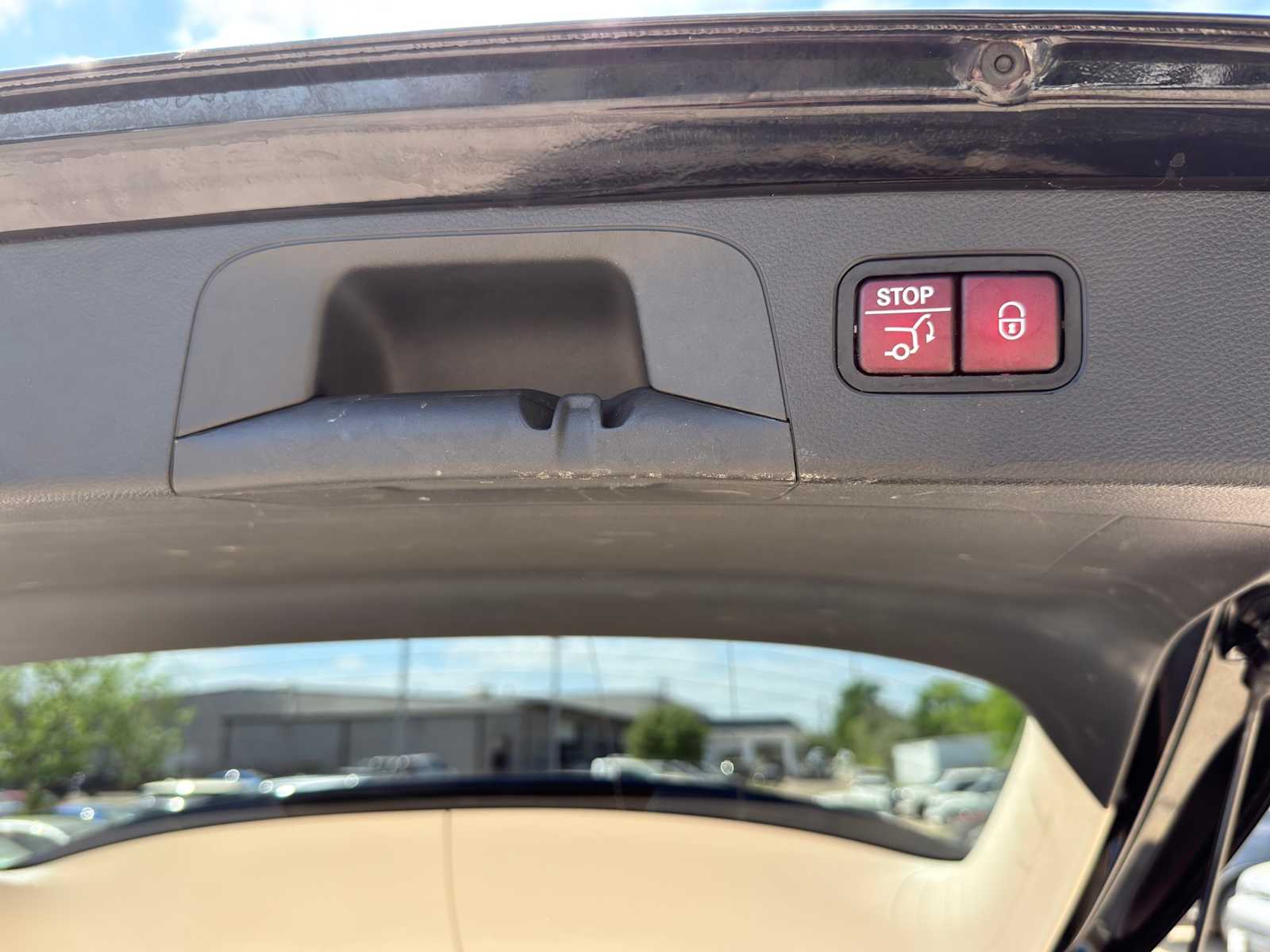 Thumbnail: 2018 Mercedes-Benz GLC - 12