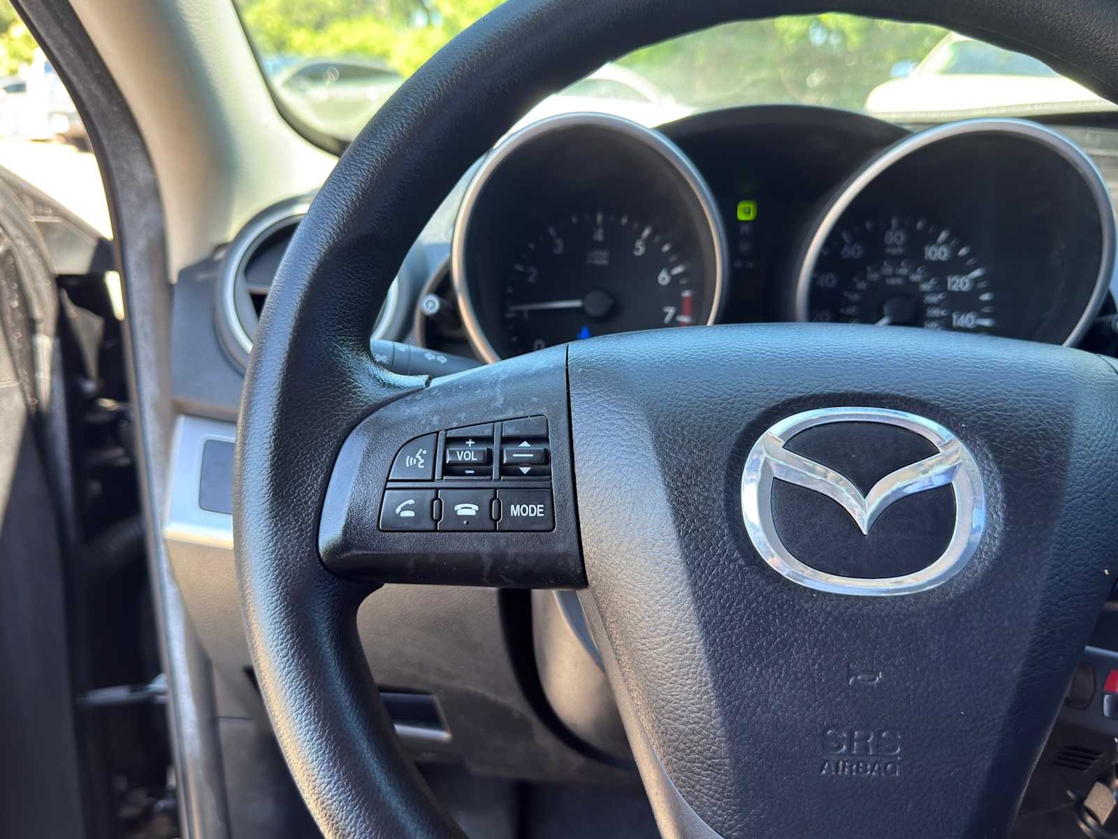 Thumbnail: 2011 Mazda Mazda3 - 12