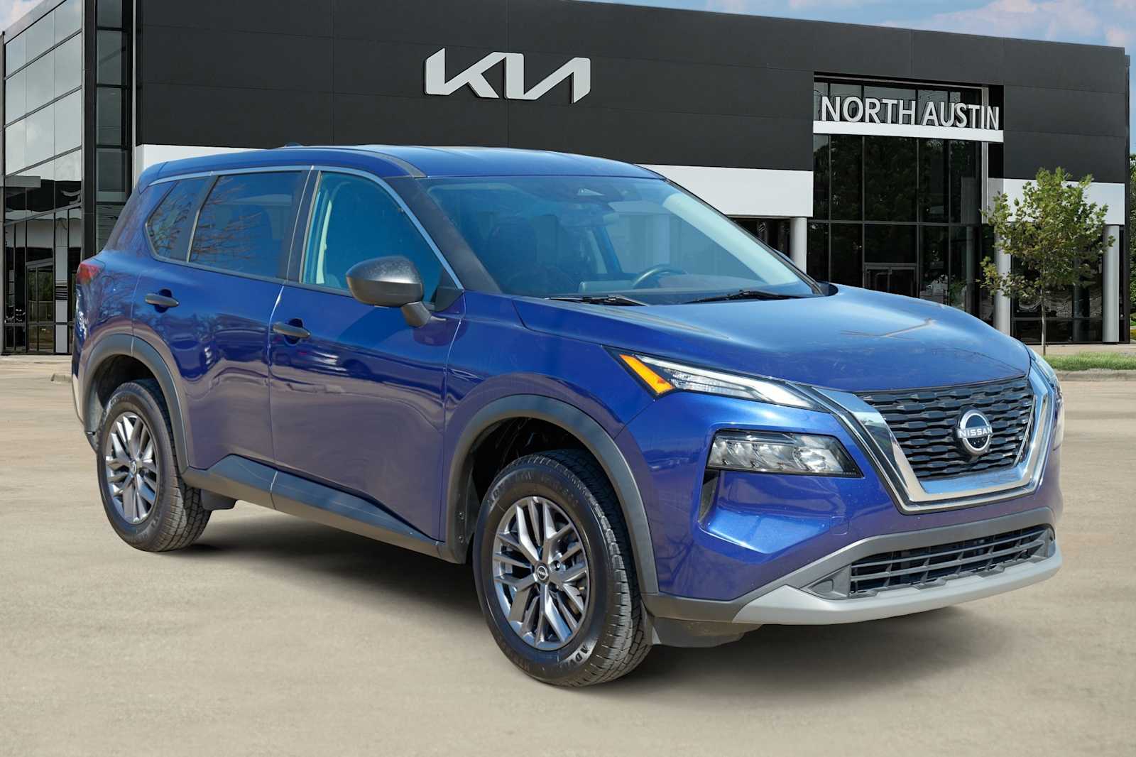 Thumbnail: 2023 Nissan Rogue - 8