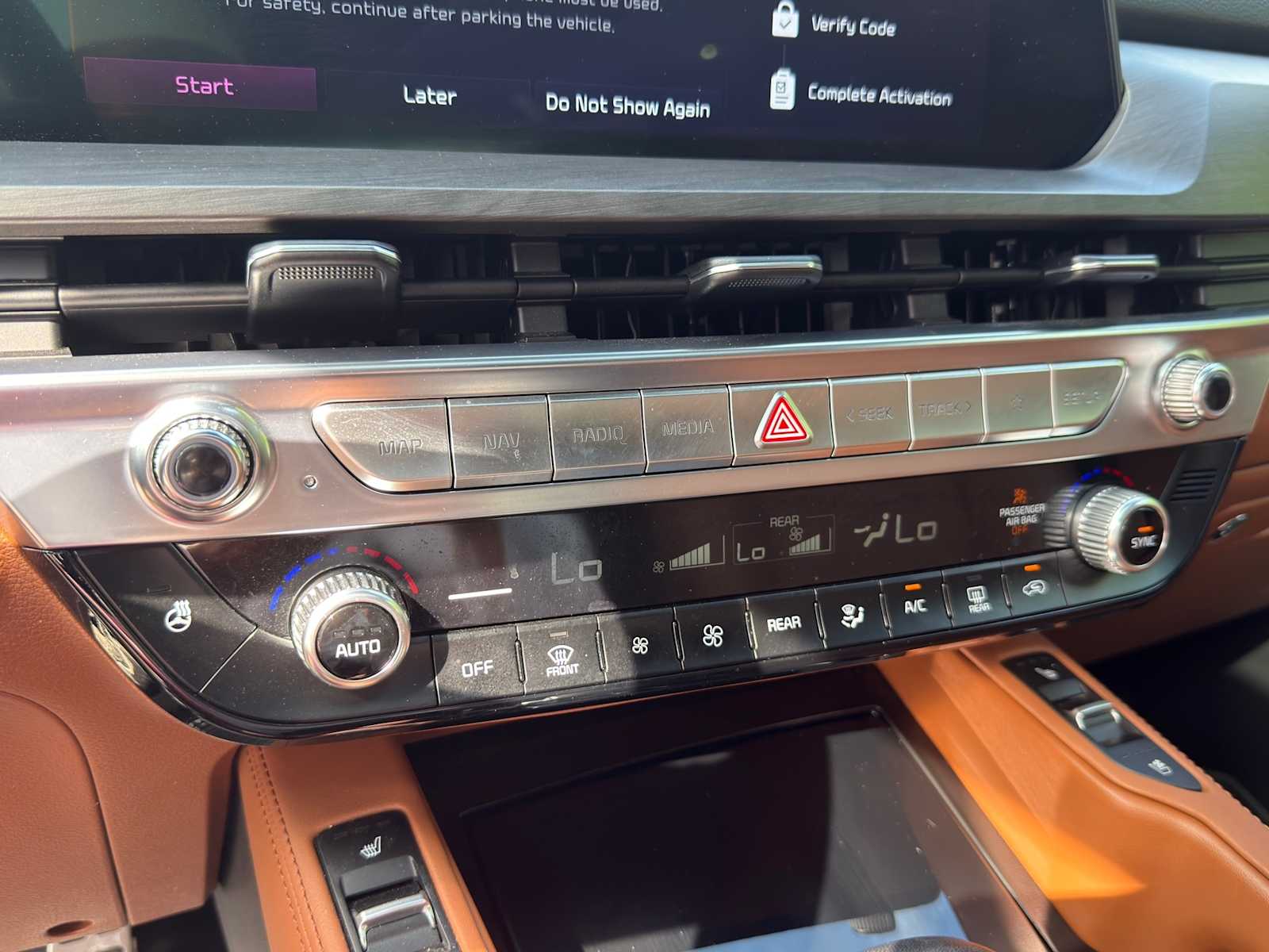 Thumbnail: 2024 Kia Telluride - 18