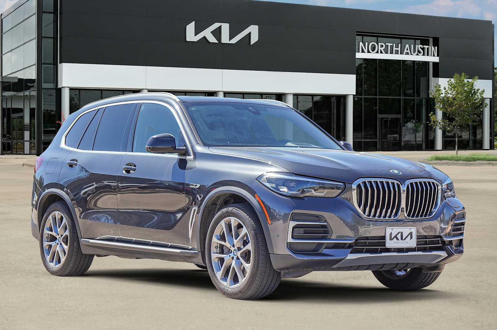 Thumbnail: 2023 BMW X5 - 9