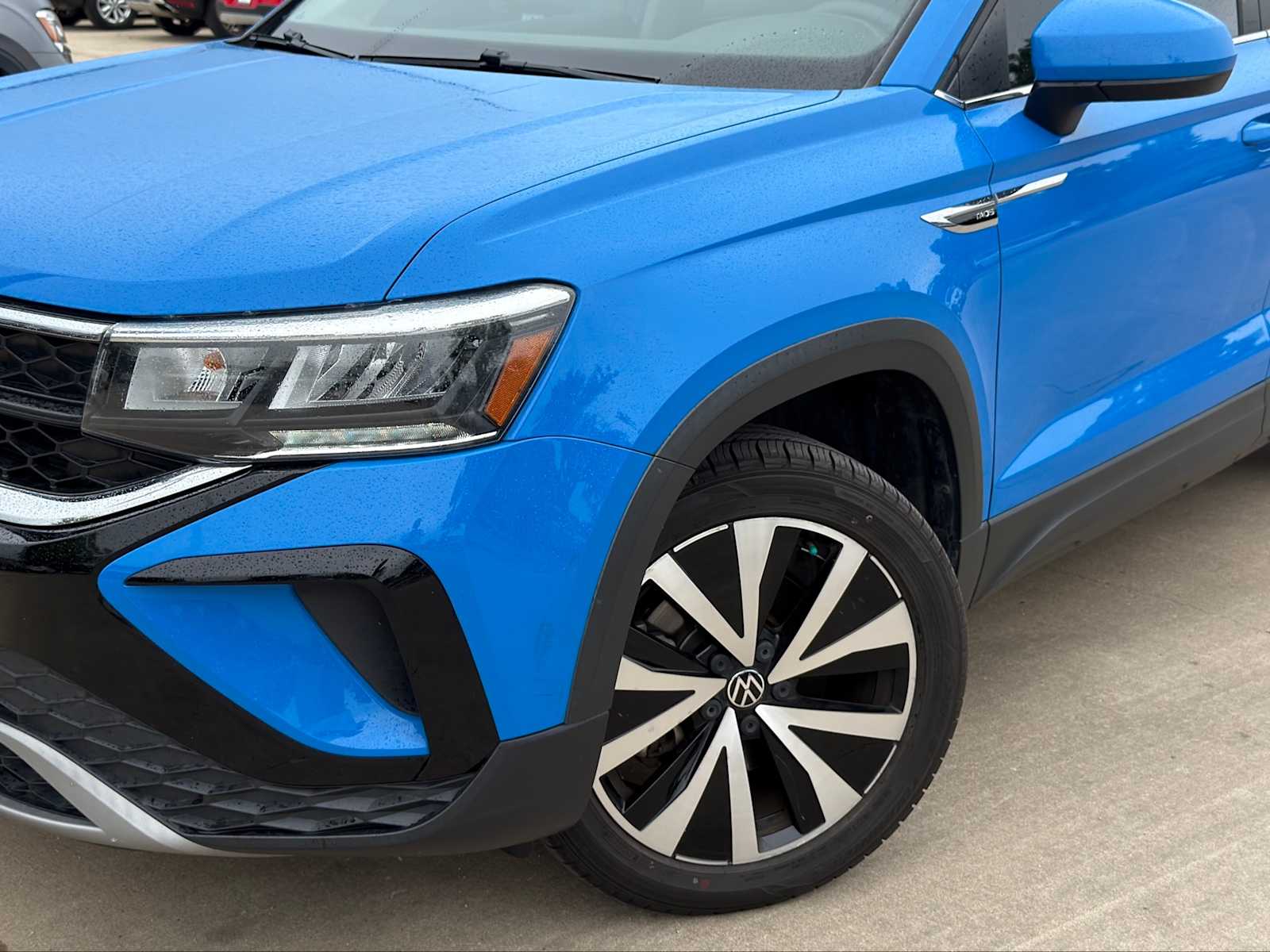 Thumbnail: 2022 Volkswagen Taos - 3
