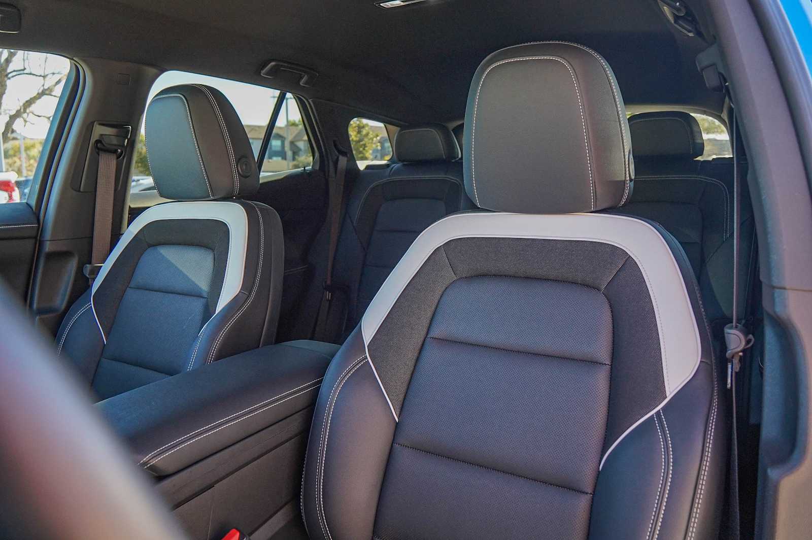 Thumbnail: 2024 Chevrolet Blazer EV - 11