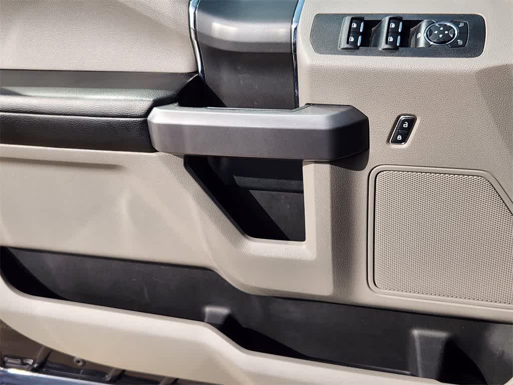 Thumbnail: 2016 Ford F-150 - 23