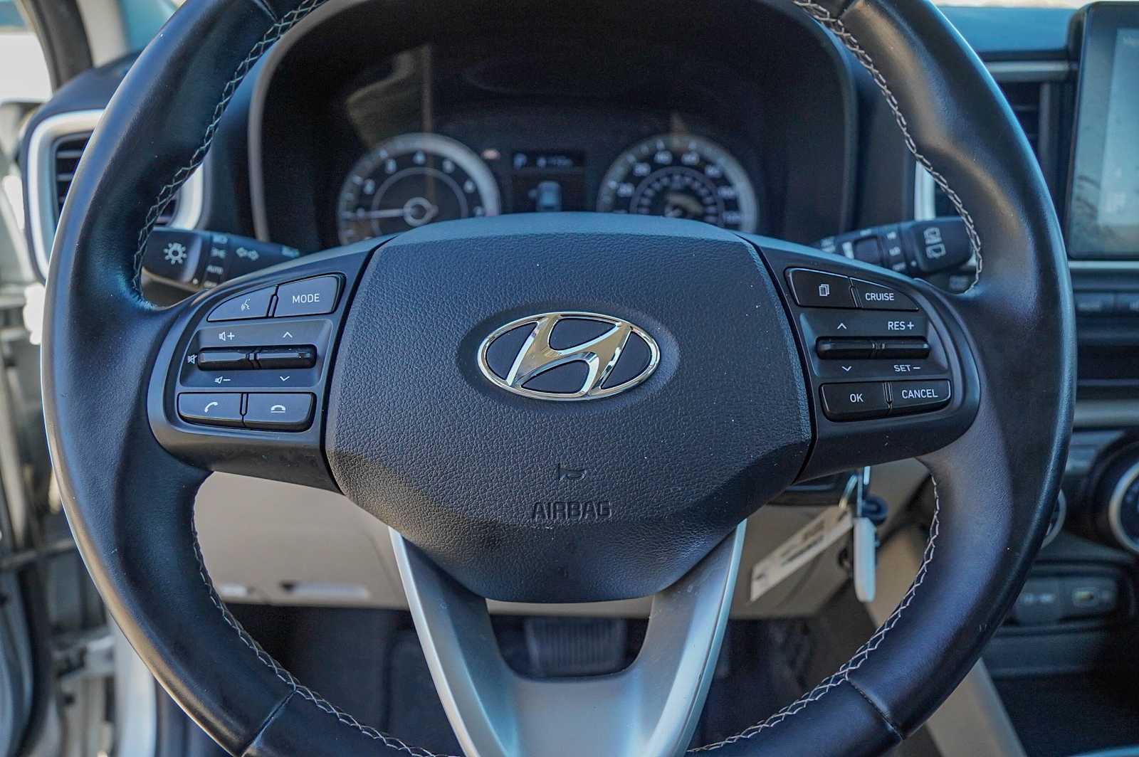 Thumbnail: 2022 Hyundai Venue - 12