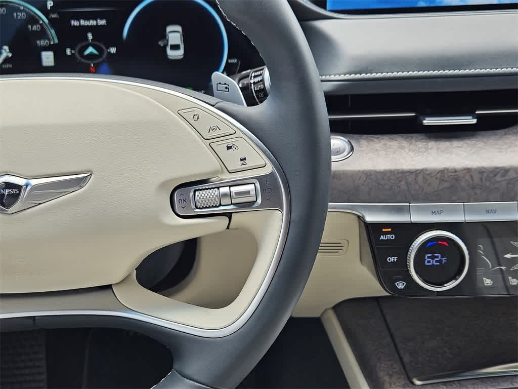 Thumbnail: 2024 Genesis G80 - 28