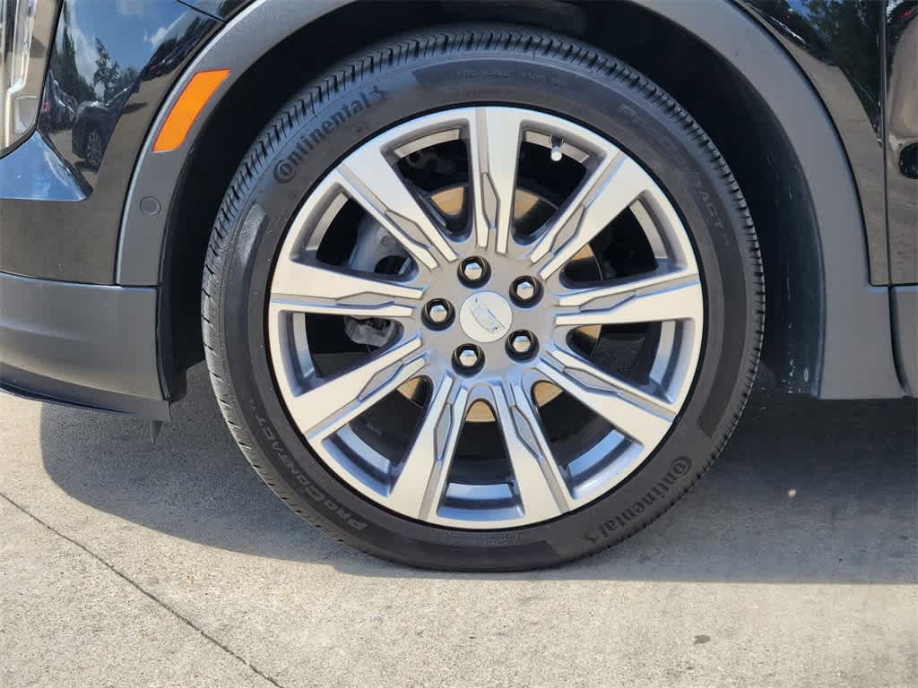 Thumbnail: 2023 Cadillac XT4 - 9