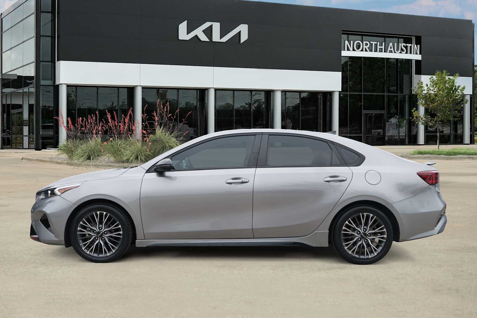 Thumbnail: 2023 Kia Forte - 2