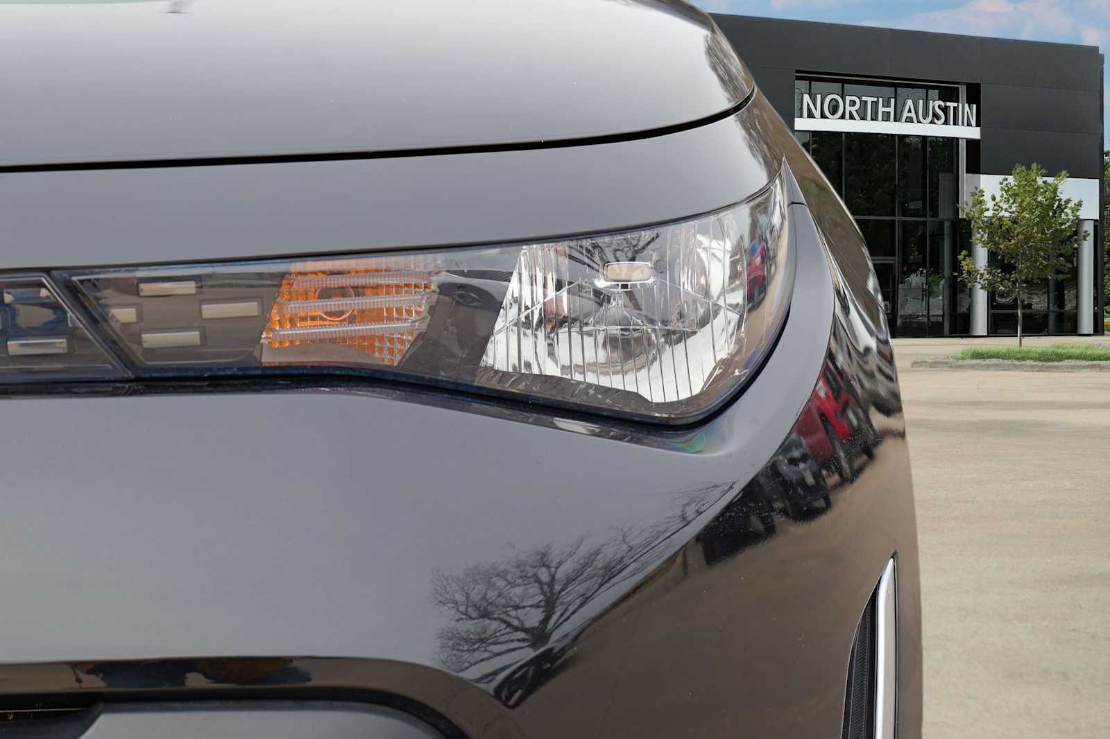 Thumbnail: 2025 Kia Soul - 3