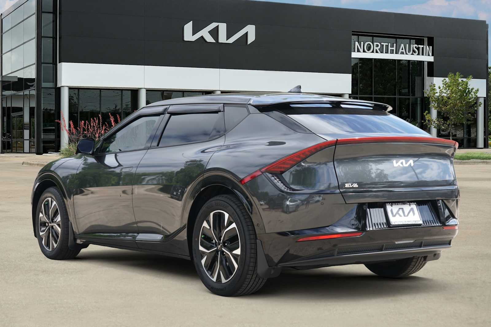 Thumbnail: 2024 Kia EV6 - 3