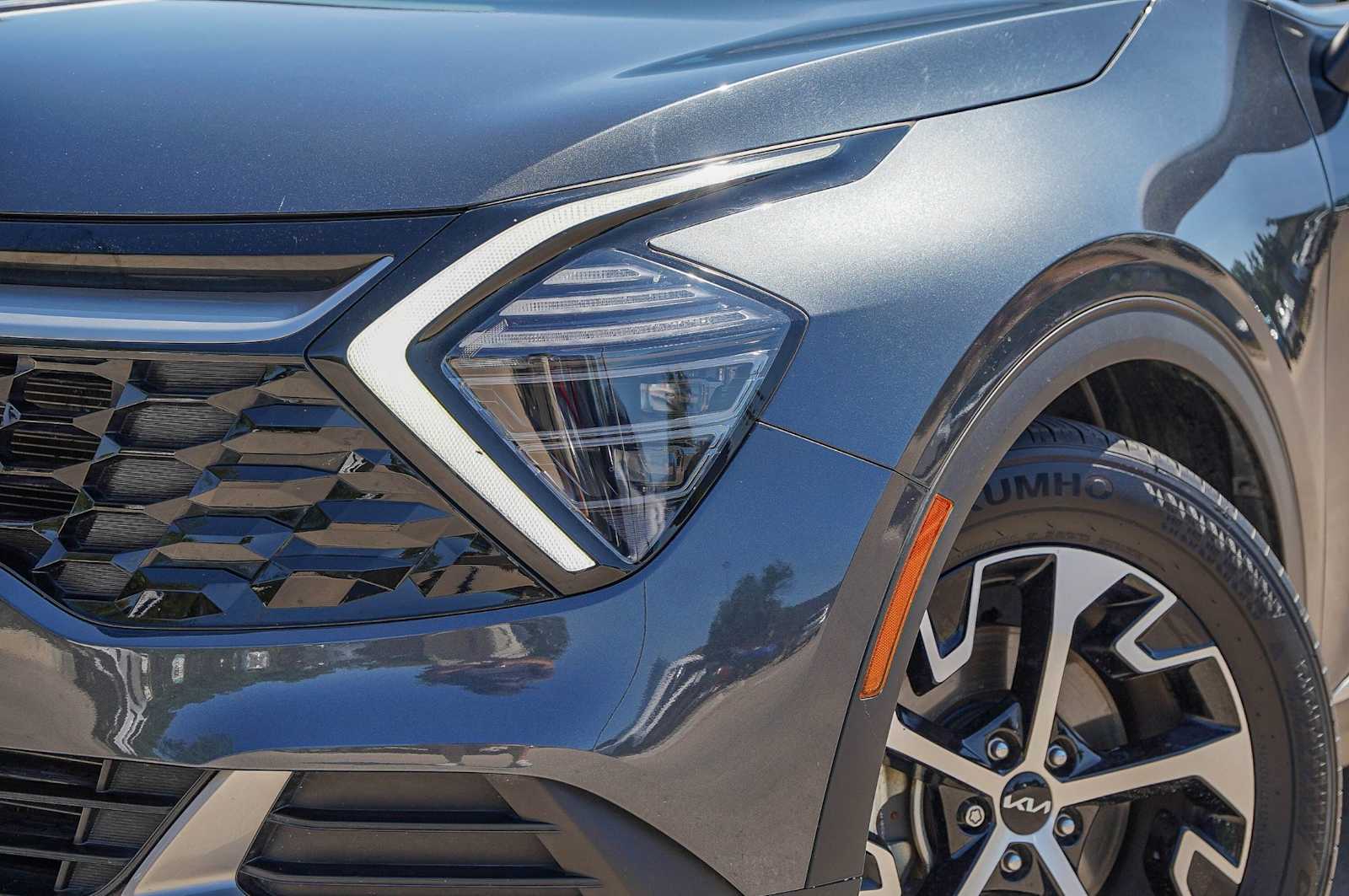 2024 Kia Sportage EX photo 3