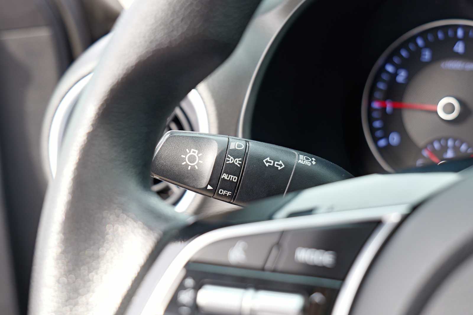 Thumbnail: 2024 Kia Forte - 18