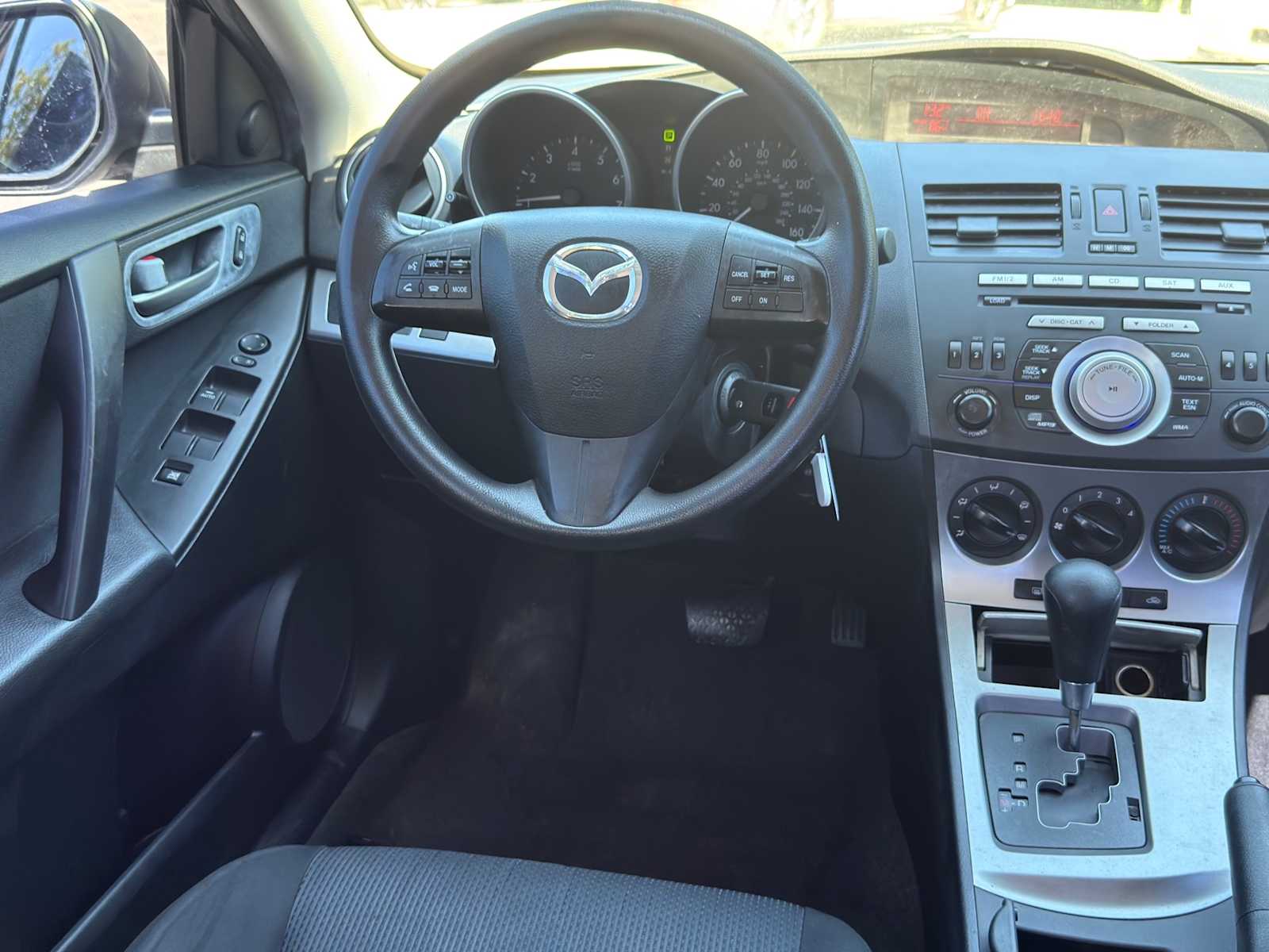 Thumbnail: 2011 Mazda Mazda3 - 19
