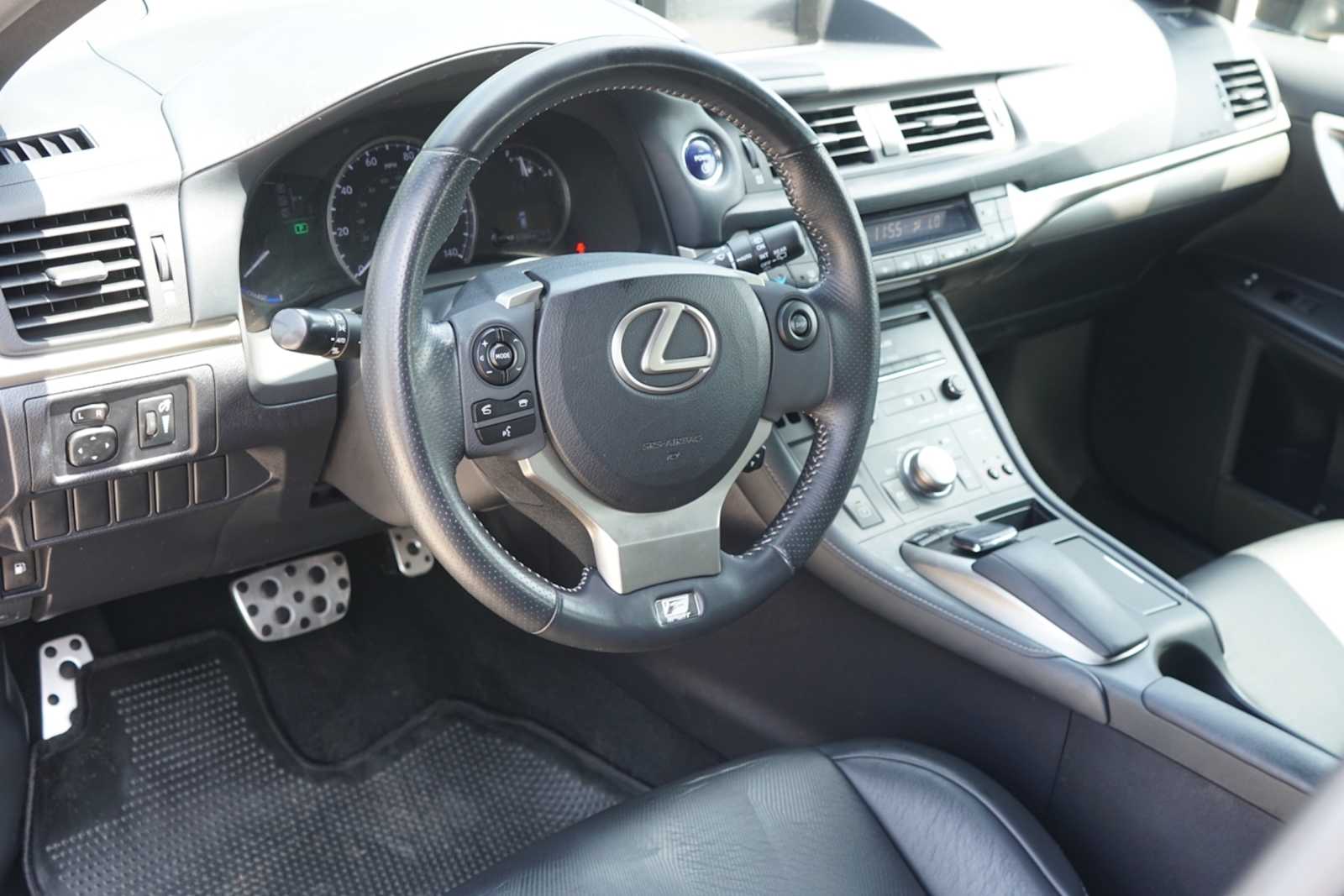 Thumbnail: 2015 Lexus CT - 7