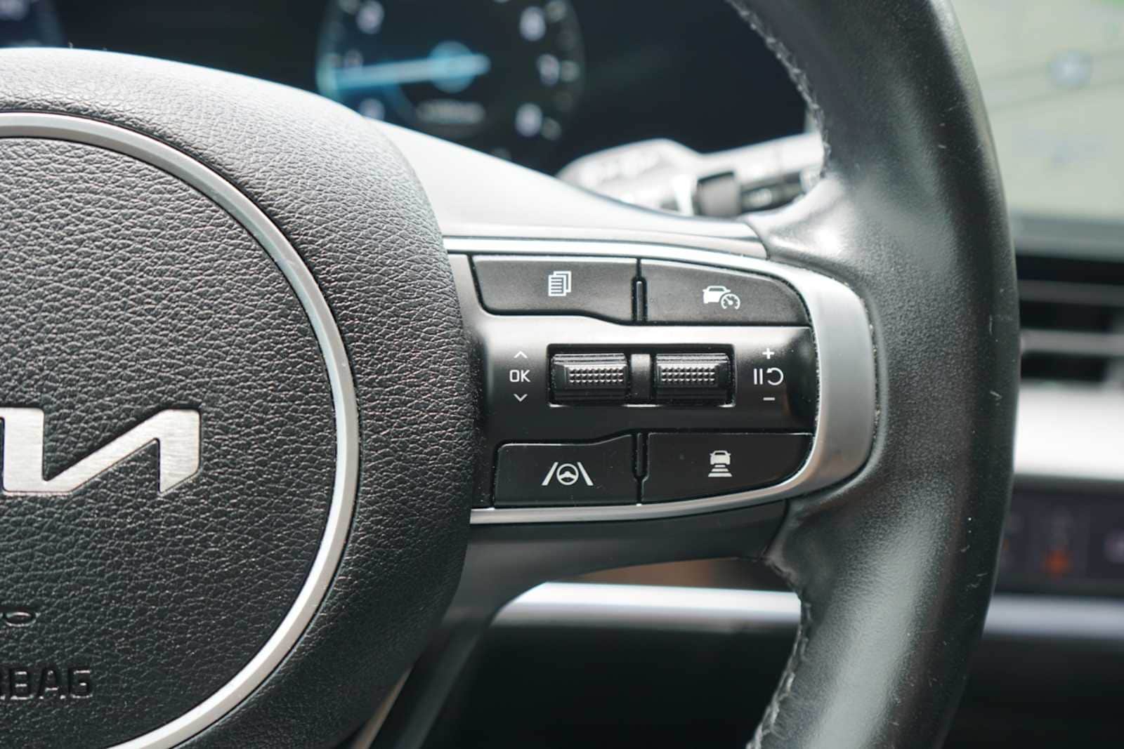 Thumbnail: 2023 Kia Sportage - 14