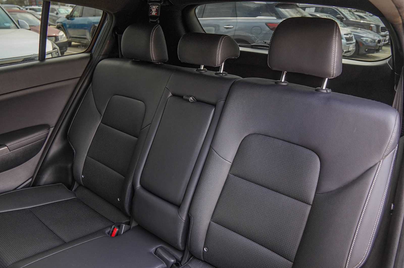 Thumbnail: 2021 Kia Sportage - 28