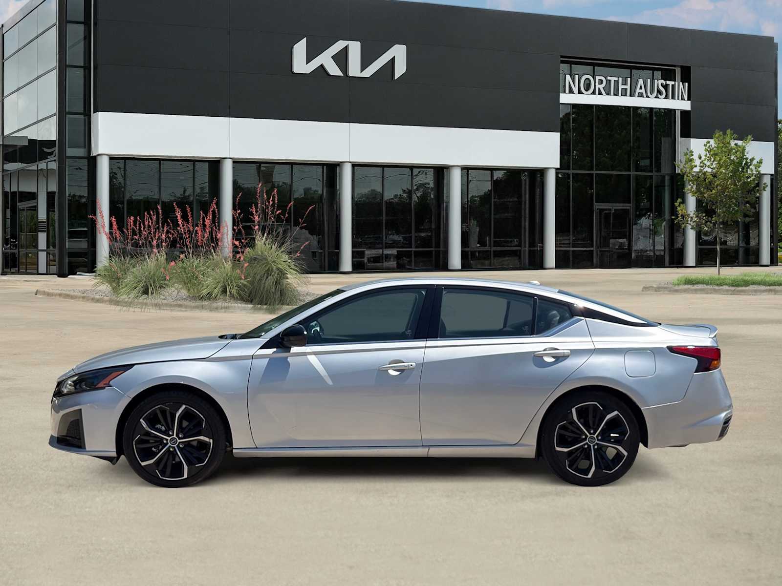 Thumbnail: 2025 Nissan Altima - 3