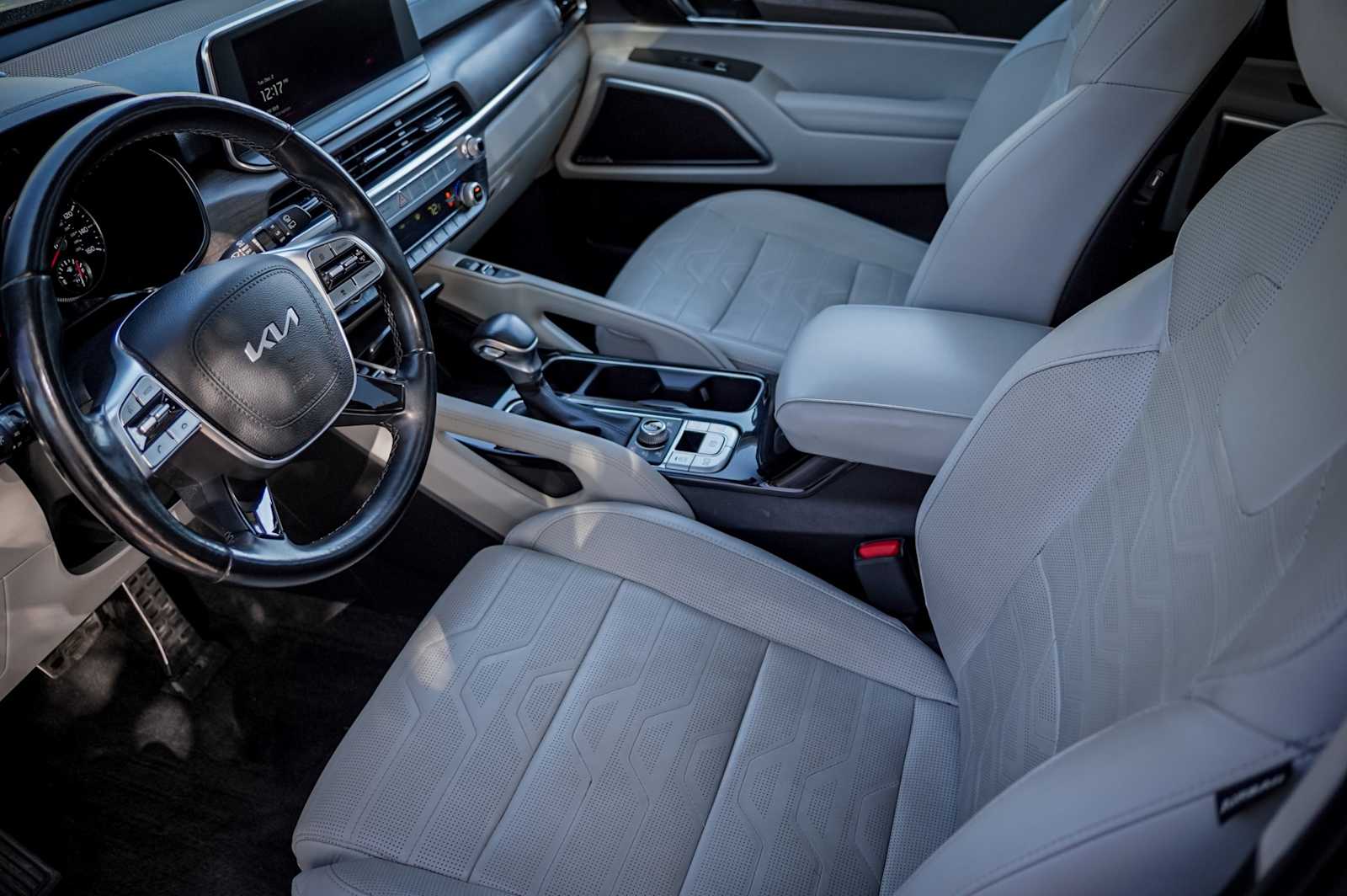 Thumbnail: 2022 Kia Telluride - 12