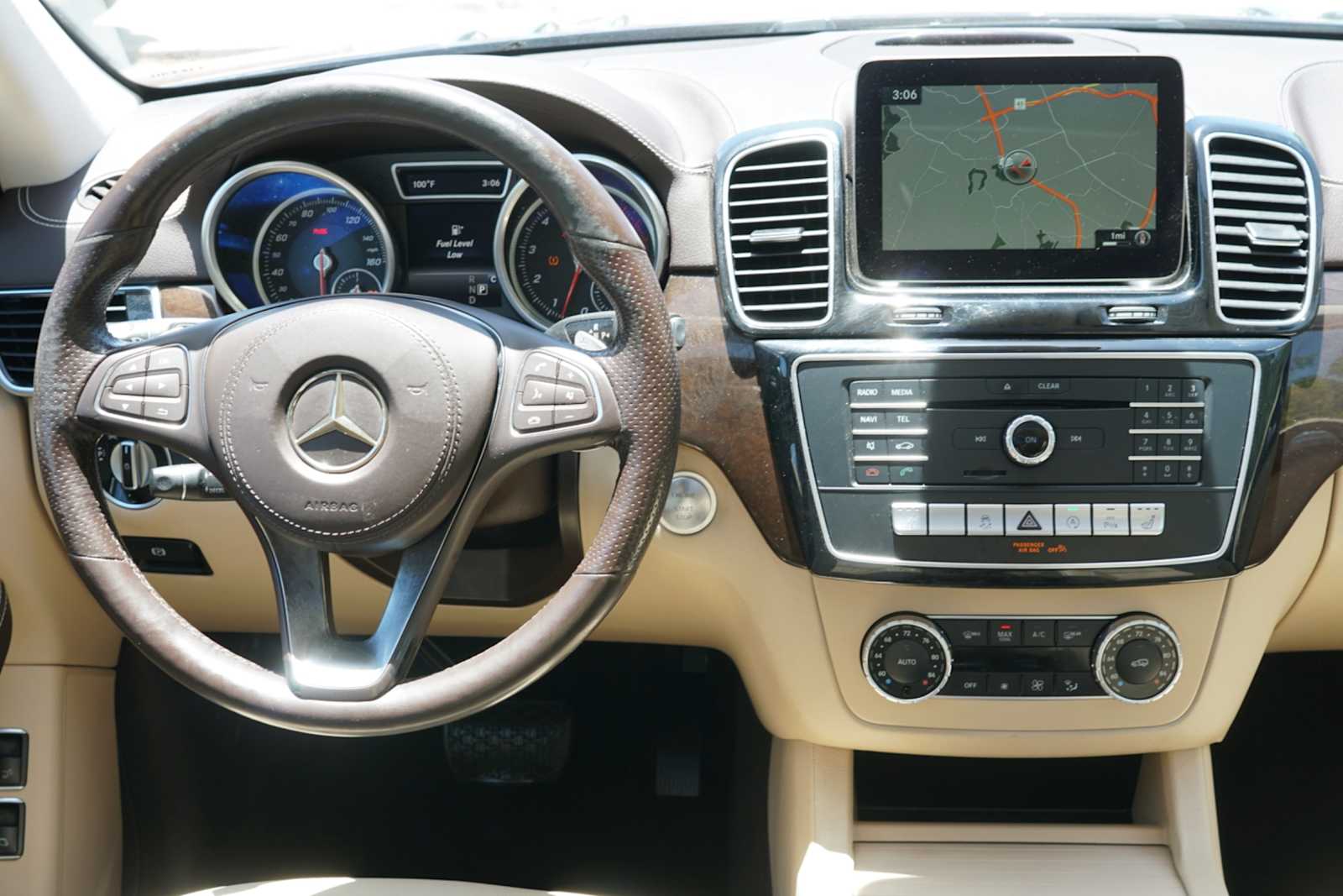 Thumbnail: 2017 Mercedes-Benz GLS - 24
