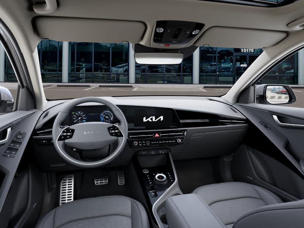 Thumbnail: 2025 Kia Niro - 14